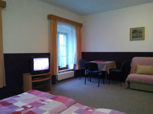 Hostal Penzion Poprda