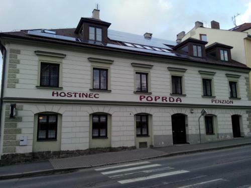 Hostal Penzion Poprda