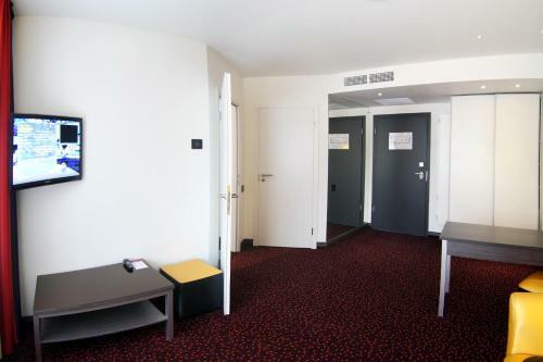 Avenue Park Hotel