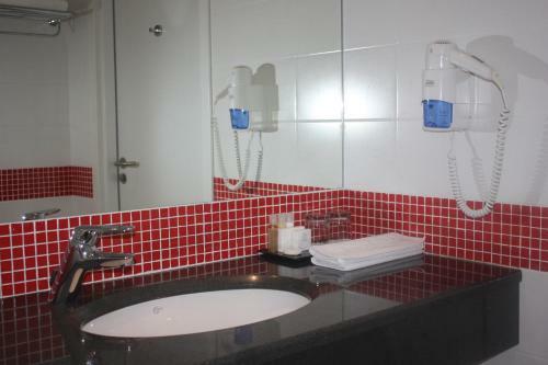 Avenue Park Hotel