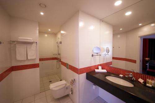 Avenue Park Hotel