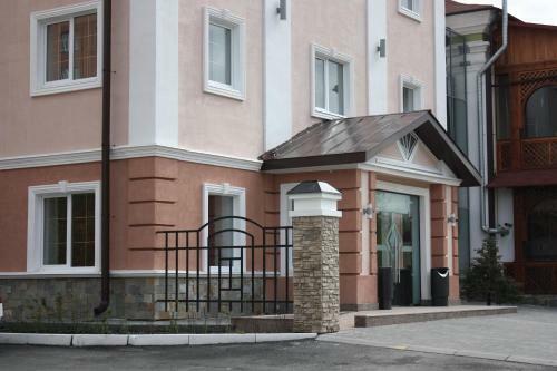 Avenue Park Hotel