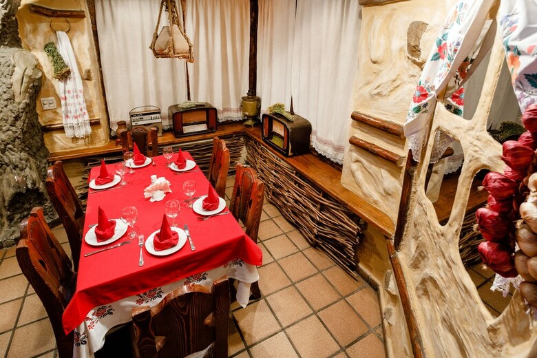 Hotel Dinastiya