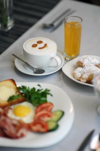 Avrora Business Hotel And Spa