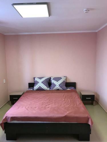 Hostal Minihotel On Rozy Lyuksemburg