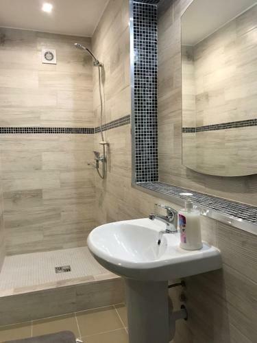 Hostal Minihotel On Rozy Lyuksemburg