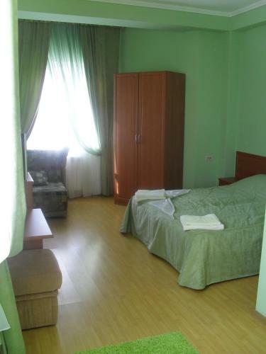 Hostal Gorka Guest House