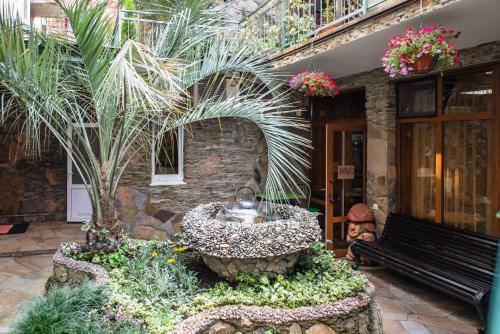 Hostal Maria Guest House
