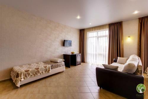 Hostal Hotel Laura
