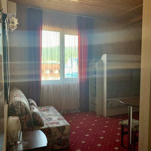Hotel Kavkaz
