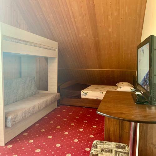 Hotel Kavkaz