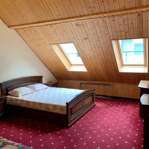 Hotel Kavkaz