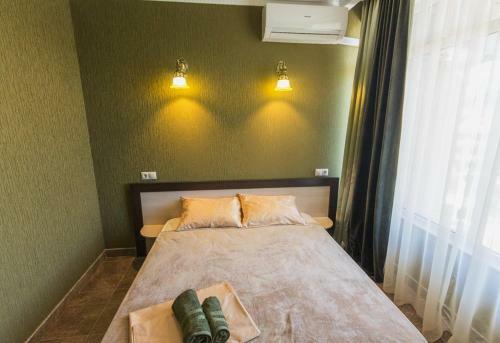 Hostal ????????? ??????