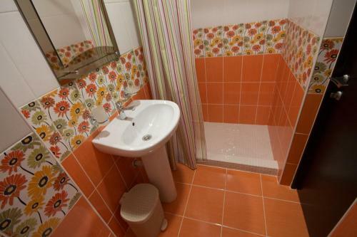 Hostal ????????? ??????