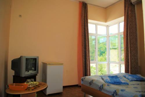 Hostal Edelveis Guest House
