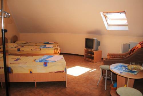 Hostal Edelveis Guest House
