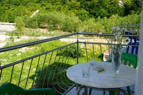 Hostal Edelveis Guest House