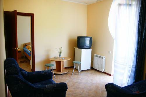 Hostal Edelveis Guest House