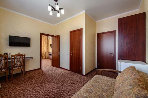 Hostal Zarya Guest House