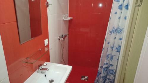 Hostal U Kota Guest House