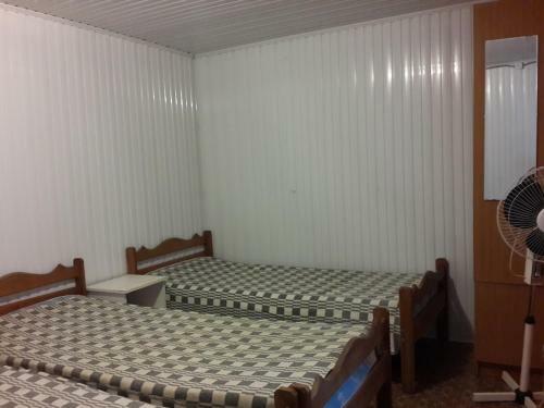 Hostal Ametist Guest House