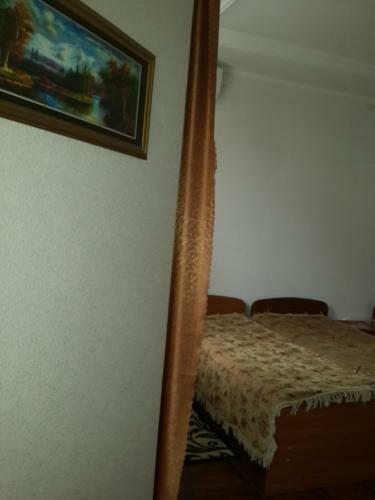 Hostal Ametist Guest House