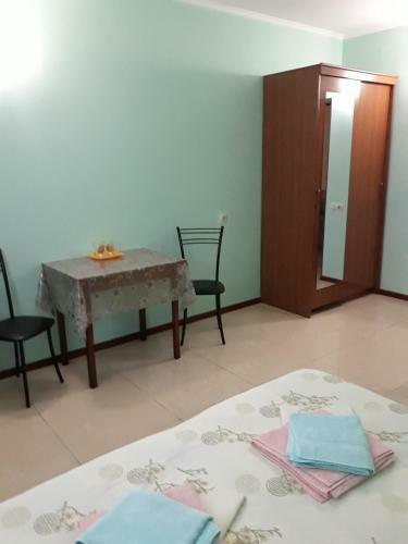 Hostal Zeleniy Samshit