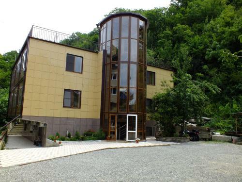 Hostal Zeleniy Samshit