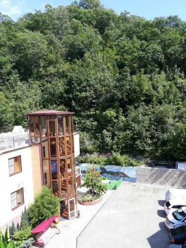 Hostal Zeleniy Samshit