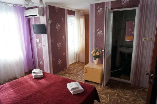 Hostal Solyaris Guesthouse