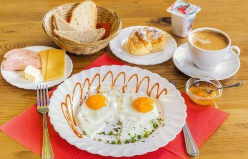 Hostal Solyaris Guesthouse