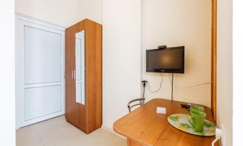 Hostal Planeta Guest House