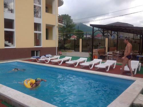 Hostal Baunti Guest House