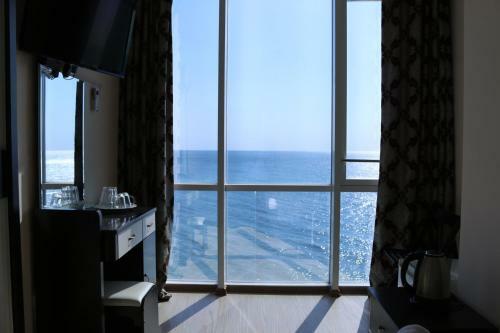 Laza Hall Hotel