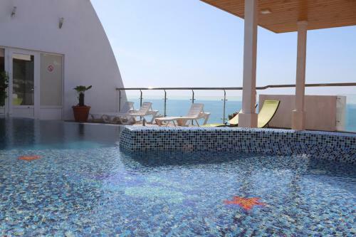 Laza Hall Hotel