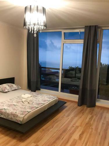 Hostal Laza Villa