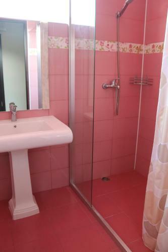 Hostal Laza Villa