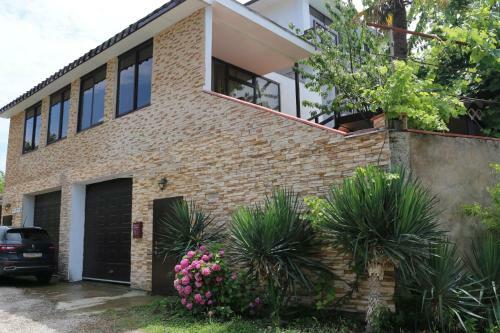 Hostal Laza Villa
