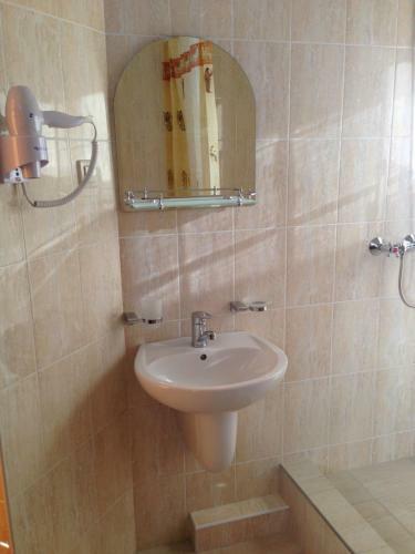 Hostal Guest House "roza Vietrov"