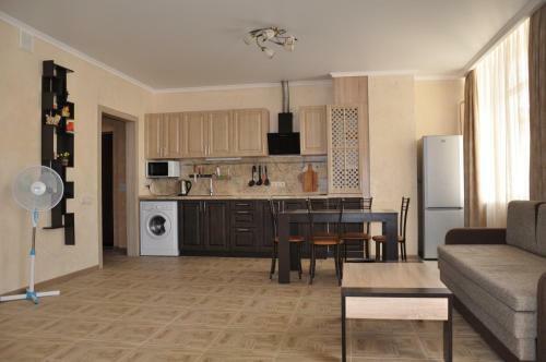 Apartment On Vstrechnaya 21