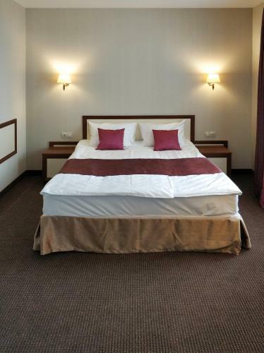 Guest Center-hotel Myshk Inn