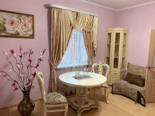 Boutique Hotel Tri Bogatyrya
