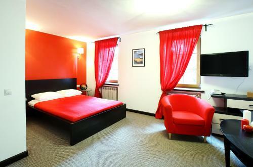 Hotel Aviator