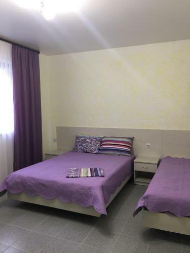Hostal Guest House Dva Katrana