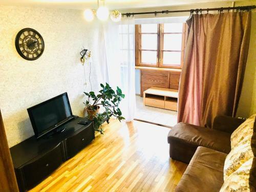 Apartment On Osharskaya 15