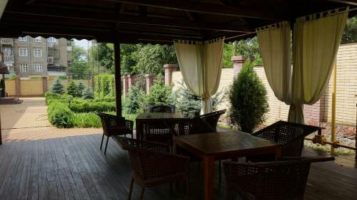 Dynastya Hotel