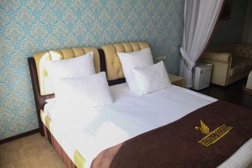 Royal Hotel