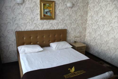 Royal Hotel