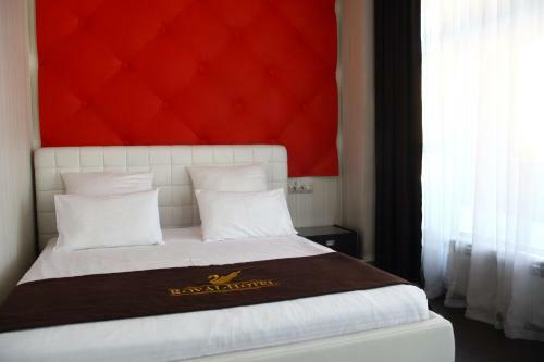 Royal Hotel