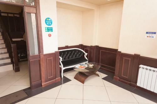Royal Hotel